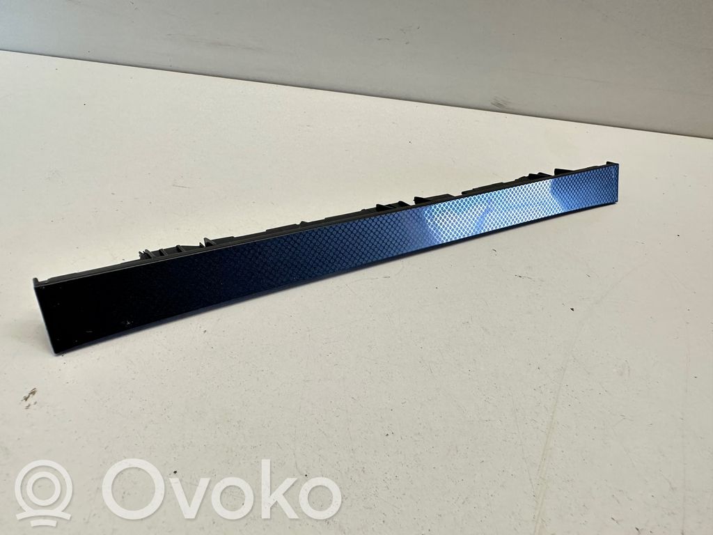Volkswagen PASSAT B6 Ornament bord 