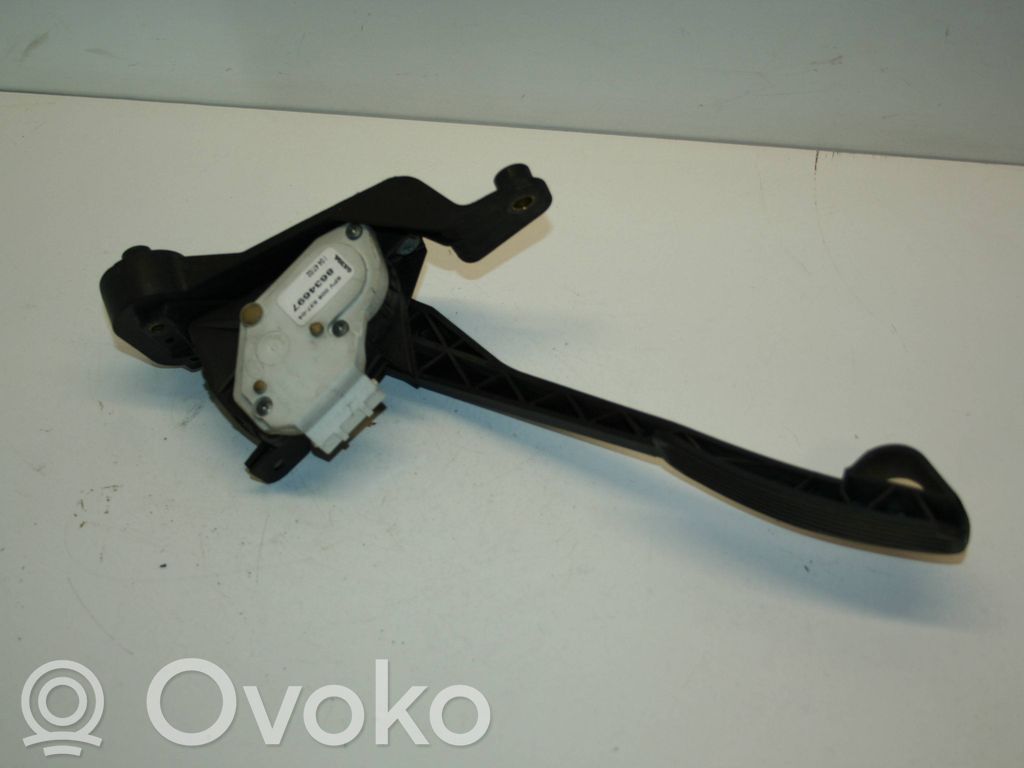 Volvo XC90 Accelerator throttle pedal 