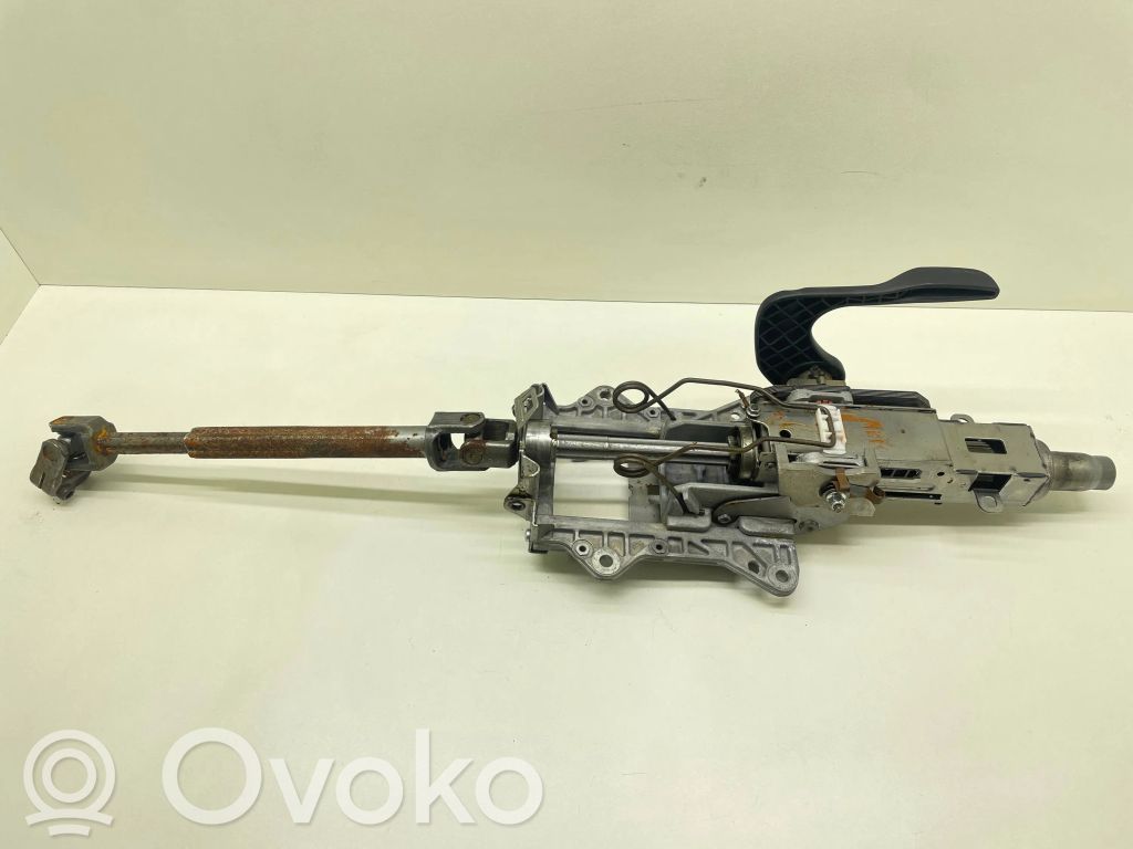 Volkswagen Tiguan Steering wheel axle 