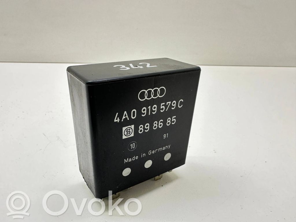 Audi 80 90 S2 B4 Muu rele 