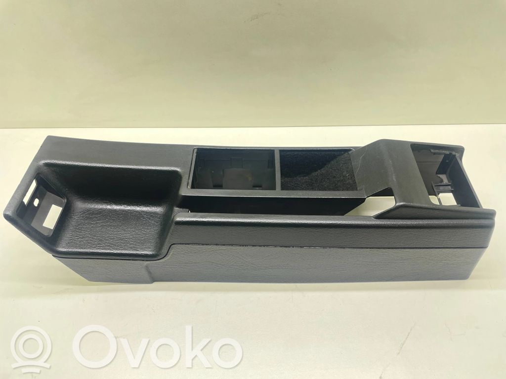 Audi 80 90 S2 B4 Centrālā konsole 