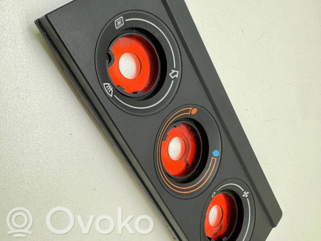 Audi 80 90 S2 B4 Climate control unit 