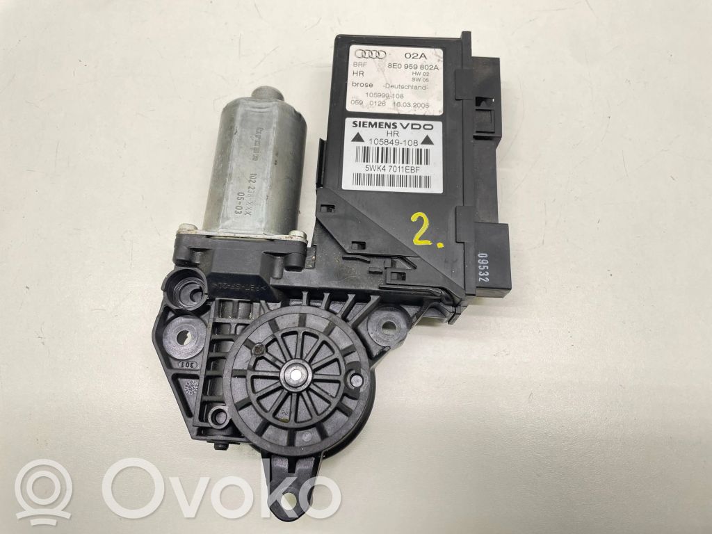Audi A4 S4 B7 8E 8H Silniczek podnoszenia szyby drzwi tylnych 