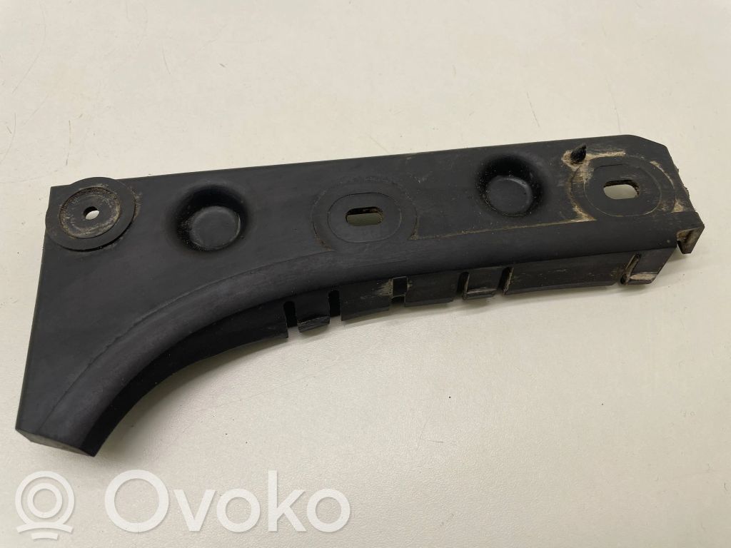 Audi A6 S6 C5 4B Front bumper mounting bracket 
