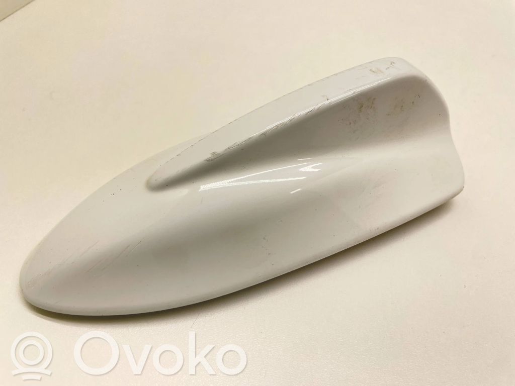 Volvo V50 Osłona anteny dachowej GPS 