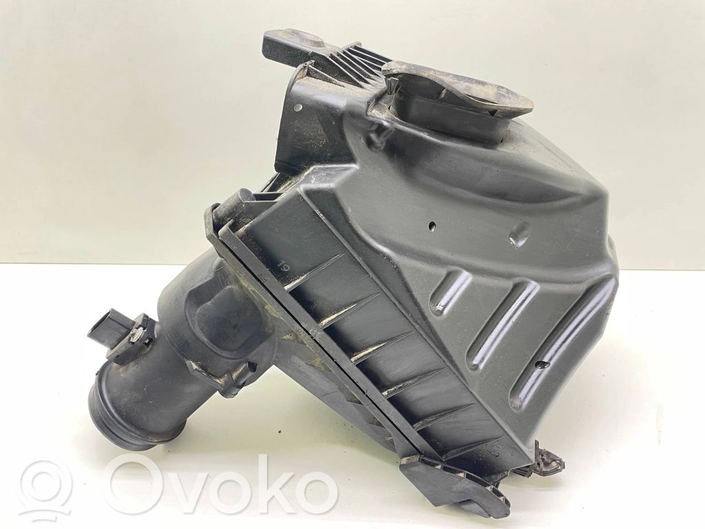 Audi A4 S4 B7 8E 8H Air filter box 