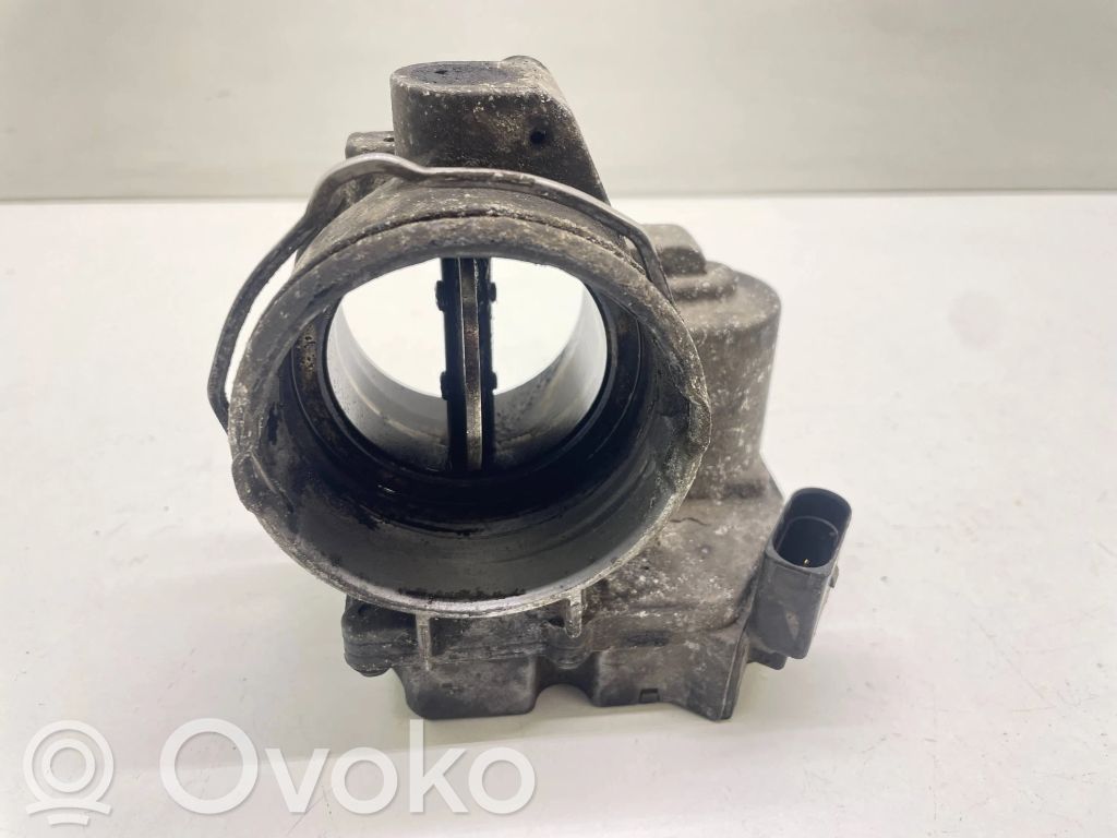 Audi A4 S4 B6 8E 8H Droselinė sklendė 