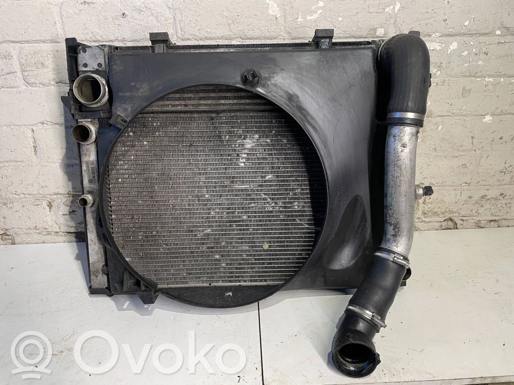 BMW 7 E65 E66 Radiatorių komplektas 