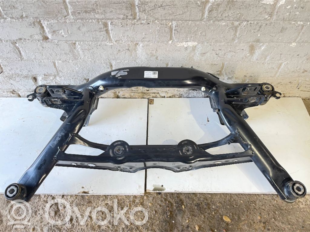 Skoda Kodiaq Galinis traversas 