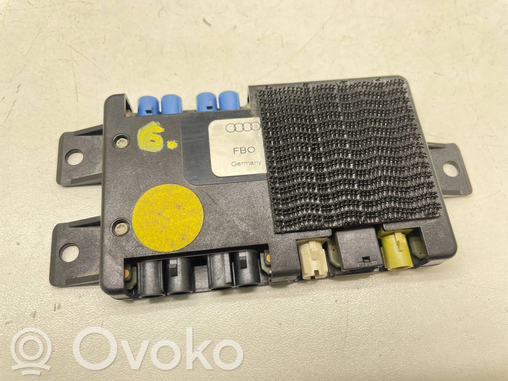Audi A6 S6 C5 4B Antenos stiprintuvas 
