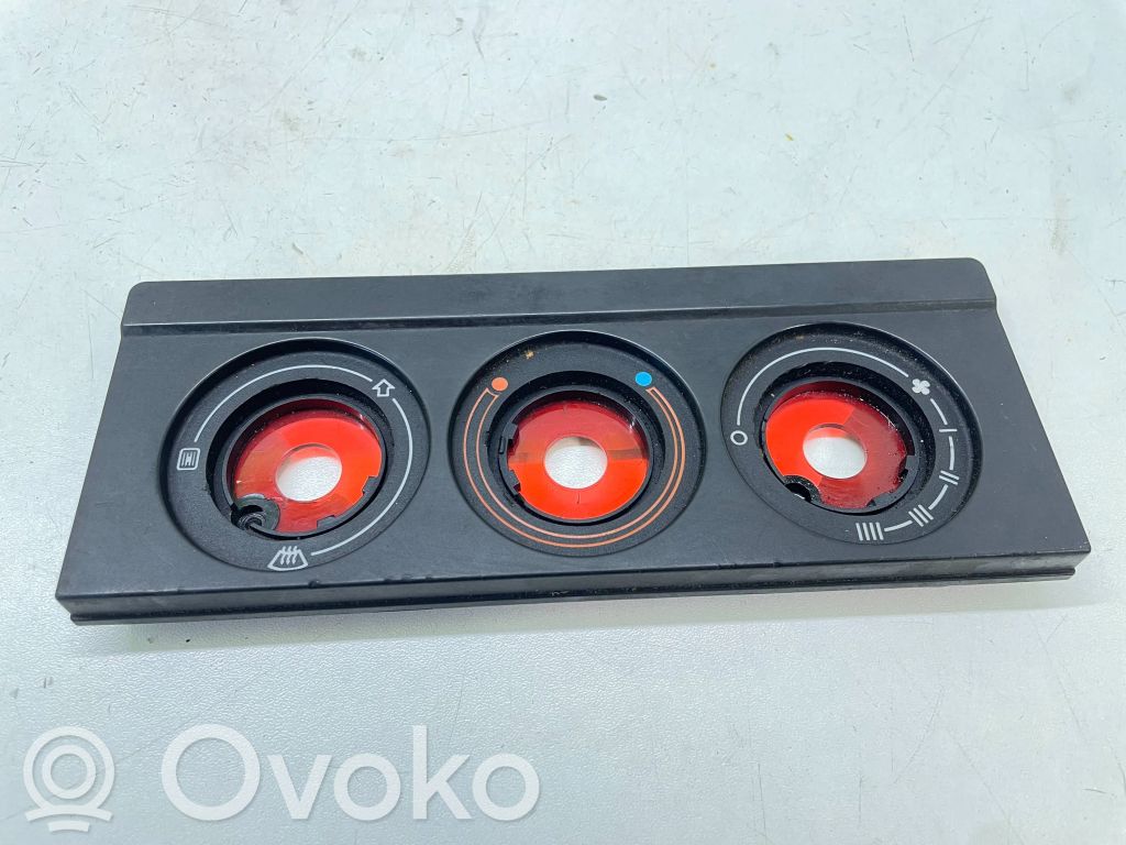 Audi 80 90 S2 B4 Climate control/heater control trim 