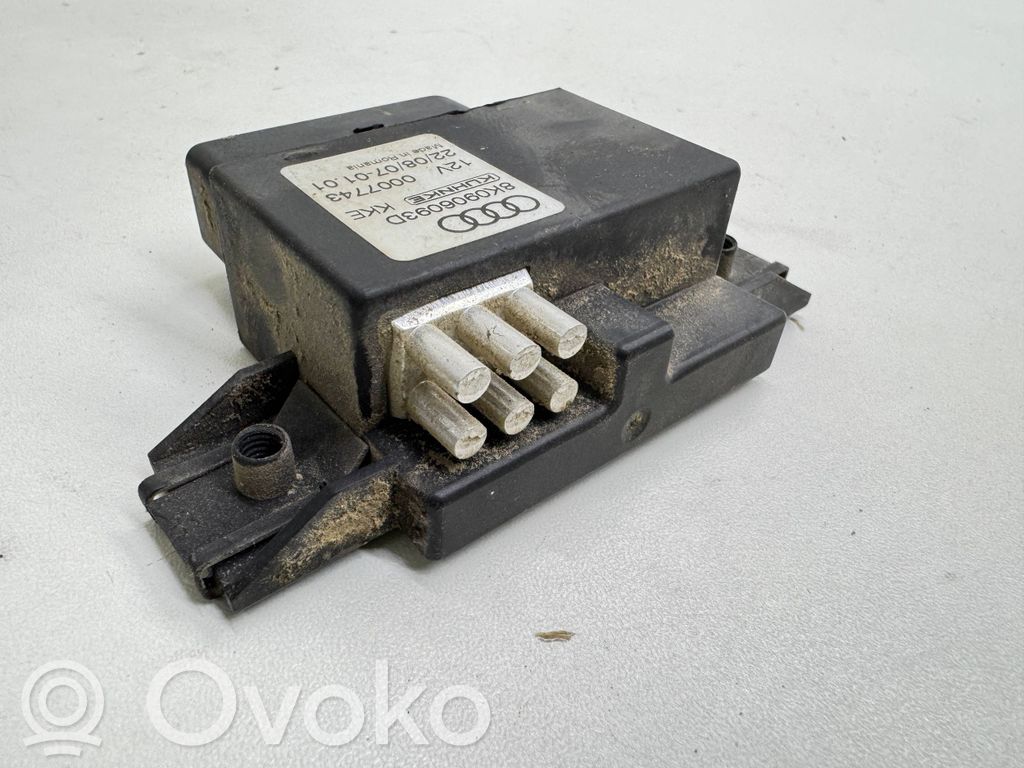 Audi A5 8T 8F Fuel injection pump control unit/module 