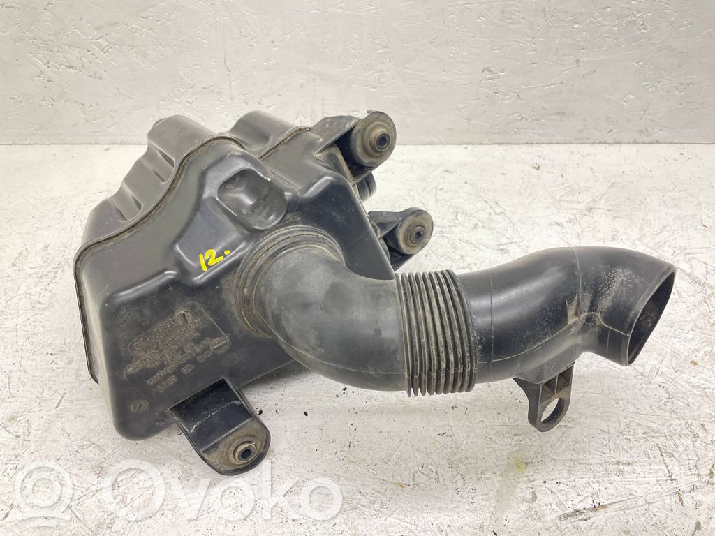 Volkswagen PASSAT B6 Obudowa filtra powietrza 