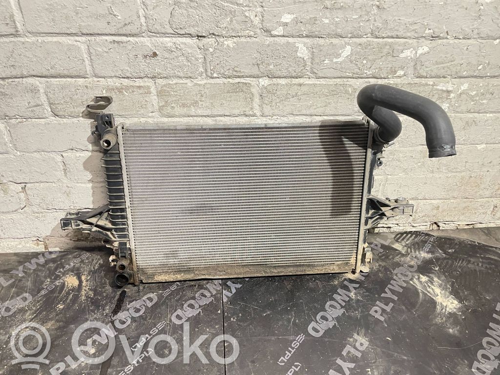 Volvo V70 Coolant radiator 