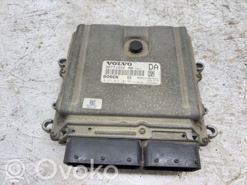 Volvo V70 Engine control unit/module 