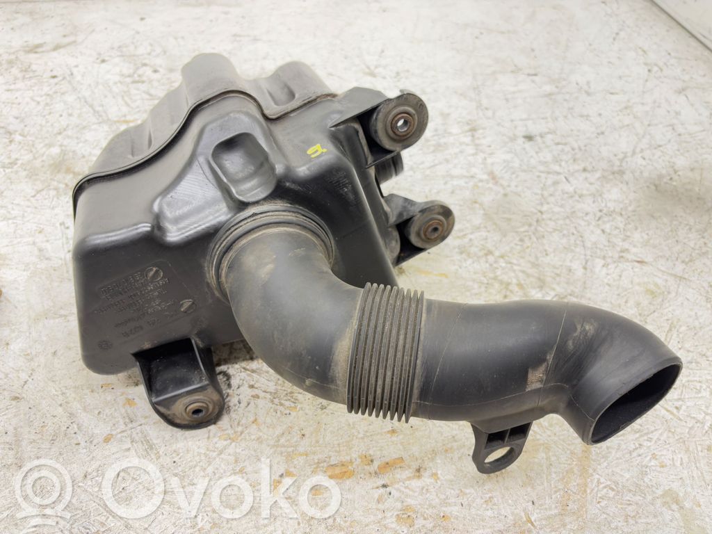 Volkswagen Jetta V Obudowa filtra powietrza 
