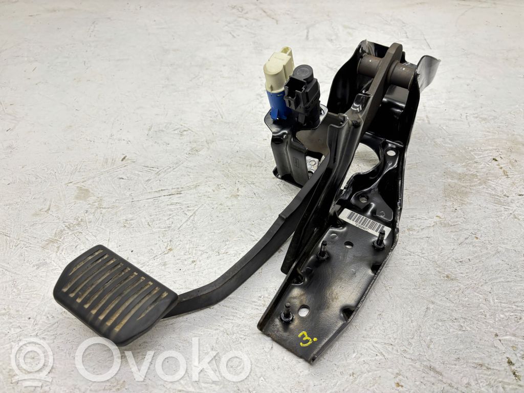 Volvo S80 Brake pedal 