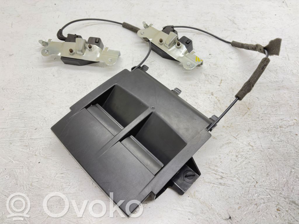 Volvo S80 Schloss Entriegelung Rücksitzlehne Rückenlehne 