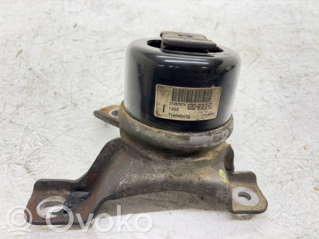 Volvo S80 Engine mount bracket 