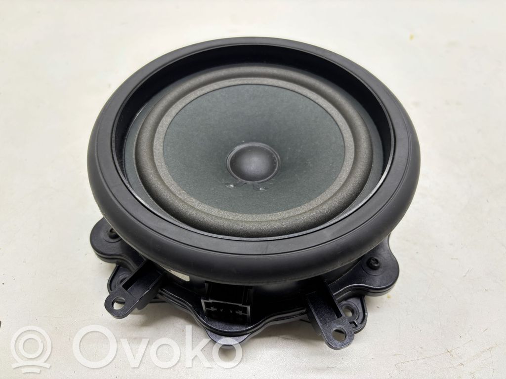Audi A8 S8 D3 4E Altavoz de la puerta trasera 