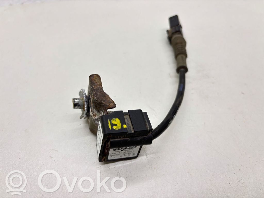 Audi A8 S8 D3 4E Takailmanjousituksen korkeusanturi 