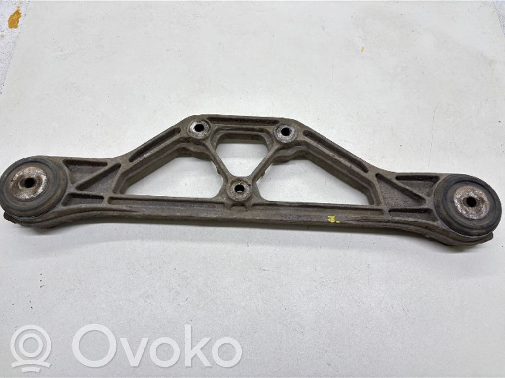 Audi A8 S8 D3 4E Diferencial trasero/Soporte de montaje del diferencial 