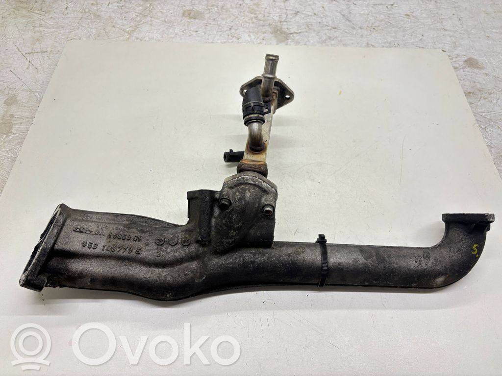 Audi A6 S6 C5 4B Охладитель EGR 