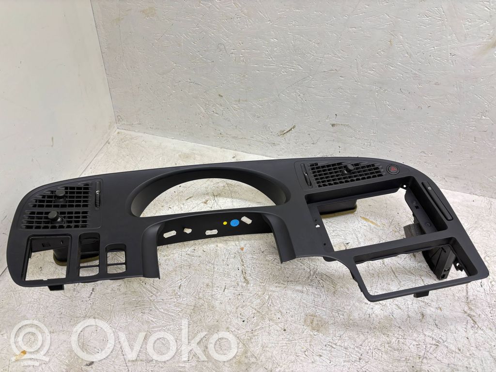 Dashboard trim   12758679