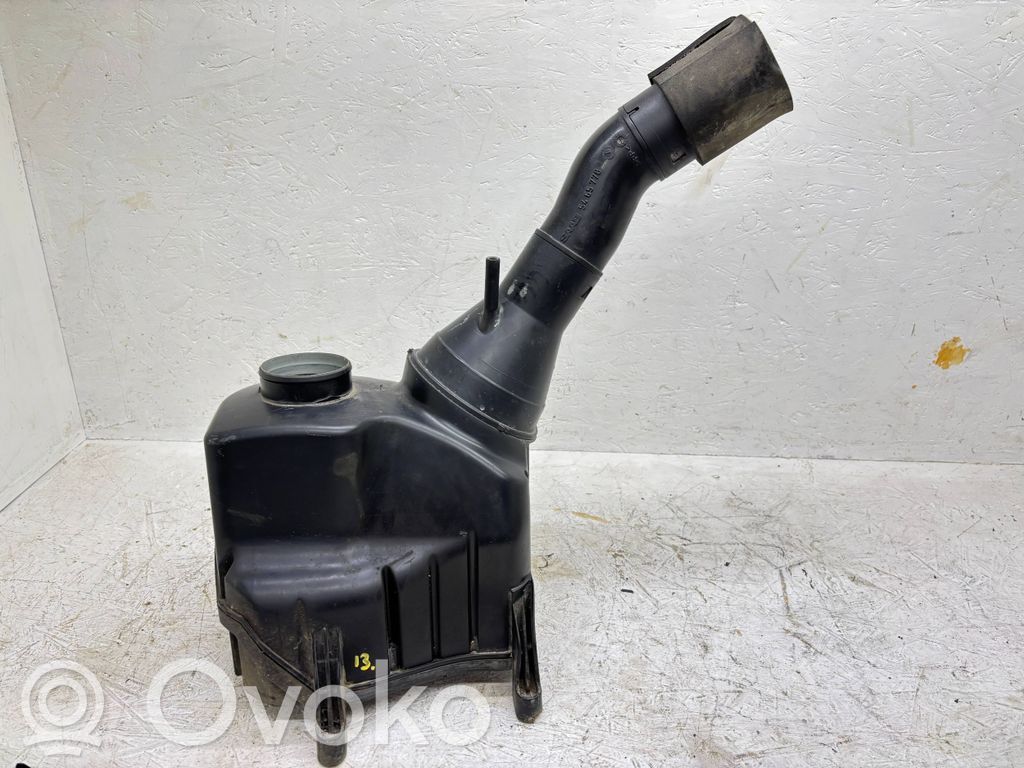 Saab 9-5 Ilmansuodattimen kotelo 