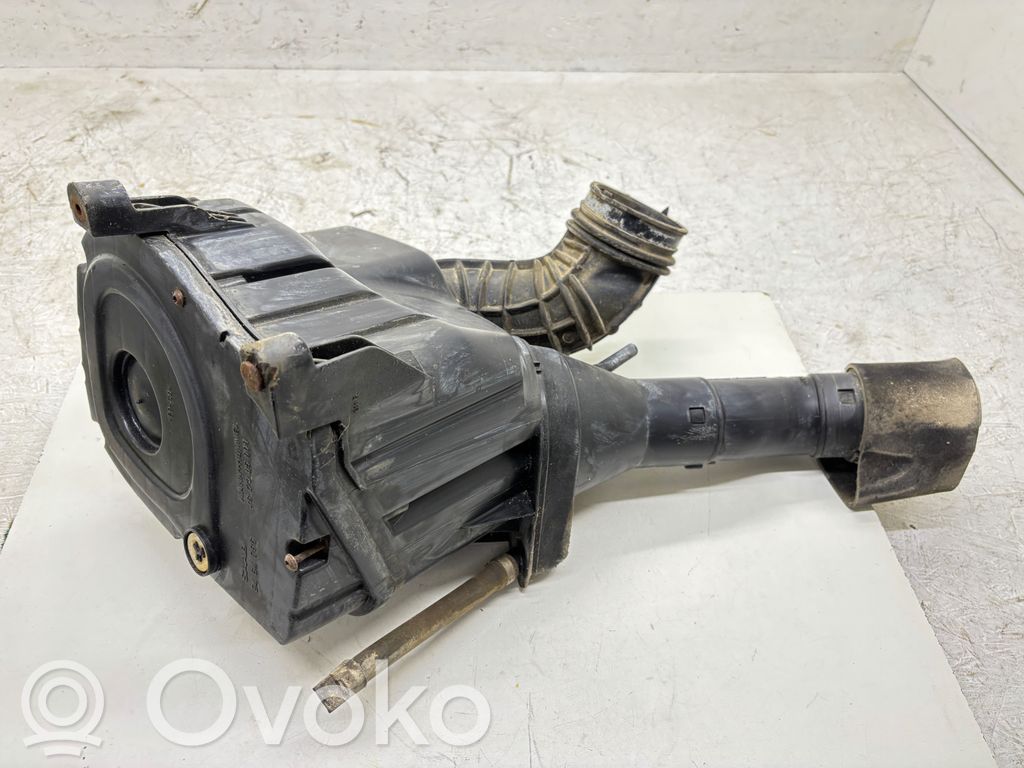 Saab 9-5 Ilmansuodattimen kotelo 