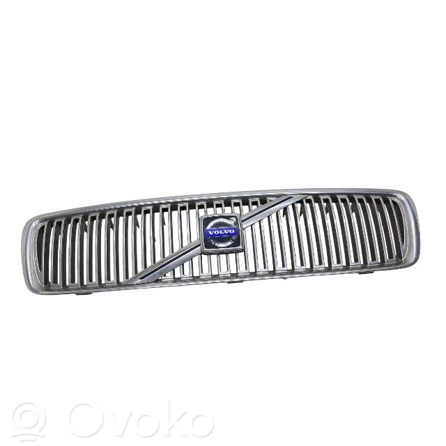 Volvo V70 Front bumper upper radiator grill 