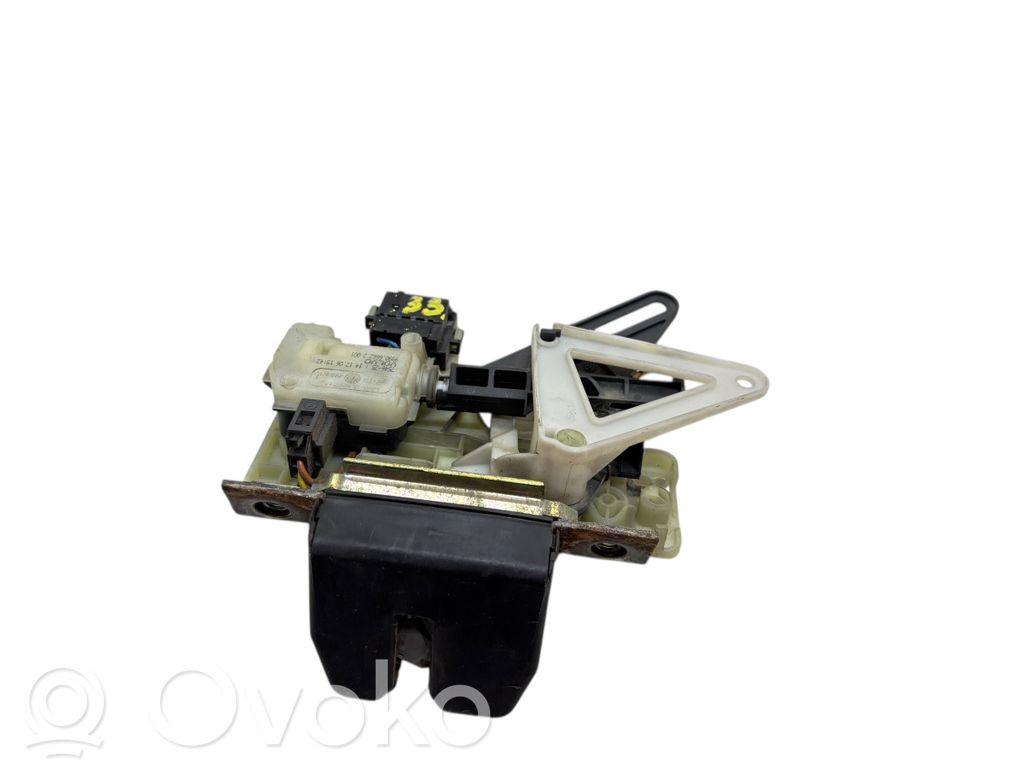 Volvo XC70 Tailgate/trunk/boot lock/catch/latch 