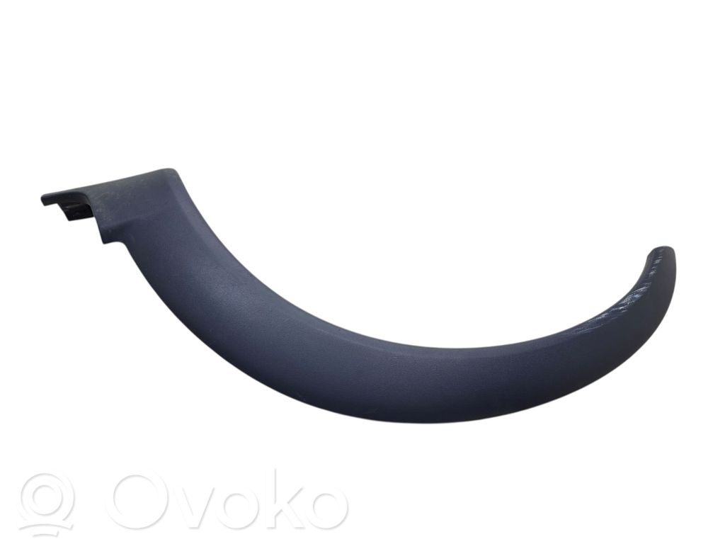Volvo XC70 Front arch trim 