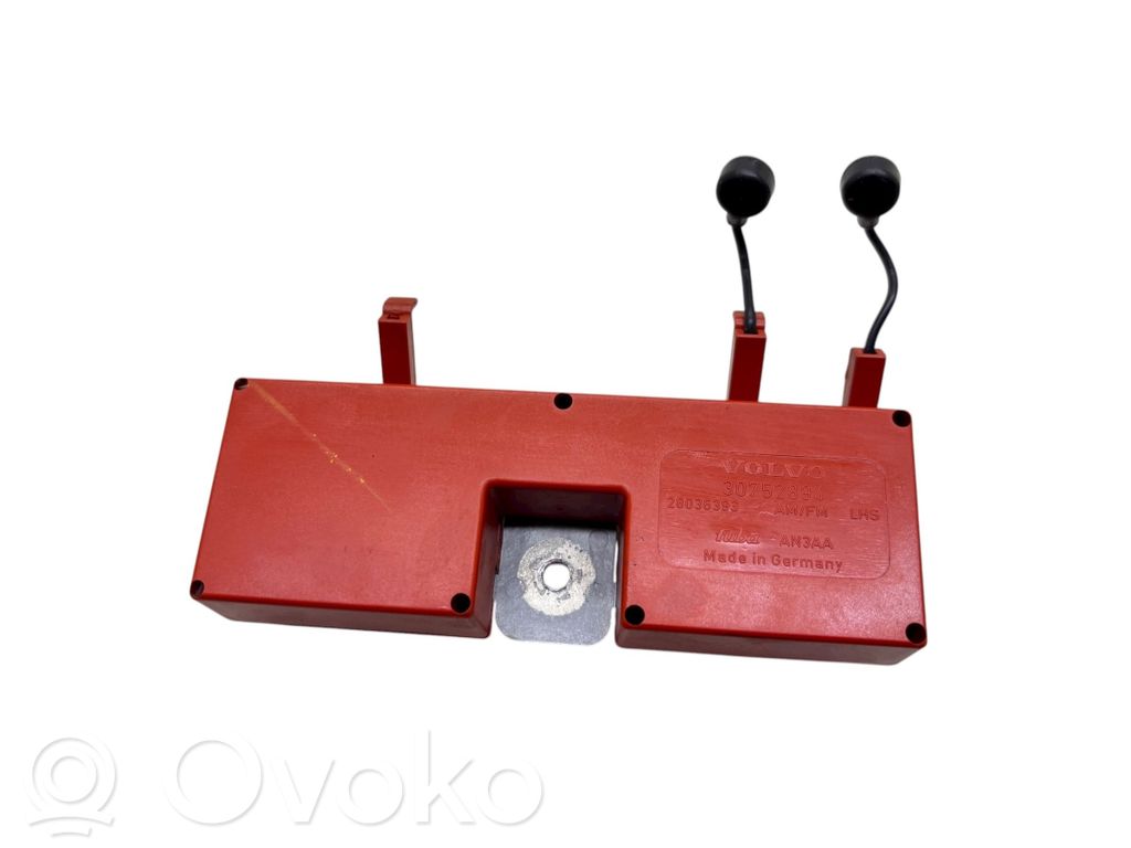 Volvo V70 Antenos stiprintuvas 
