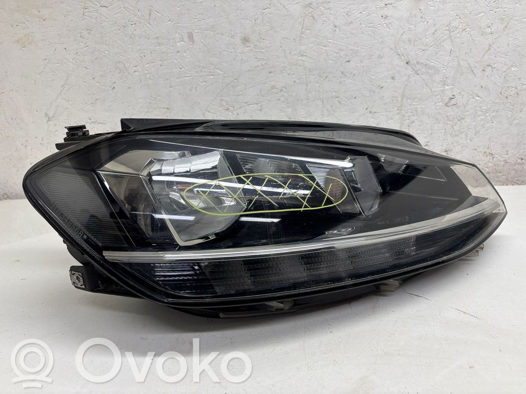 Volkswagen Golf VII Scheinwerfer 