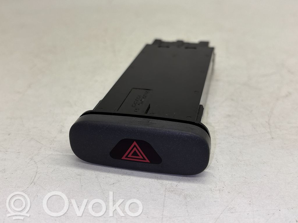 Volvo S70  V70  V70 XC Hazard light switch 