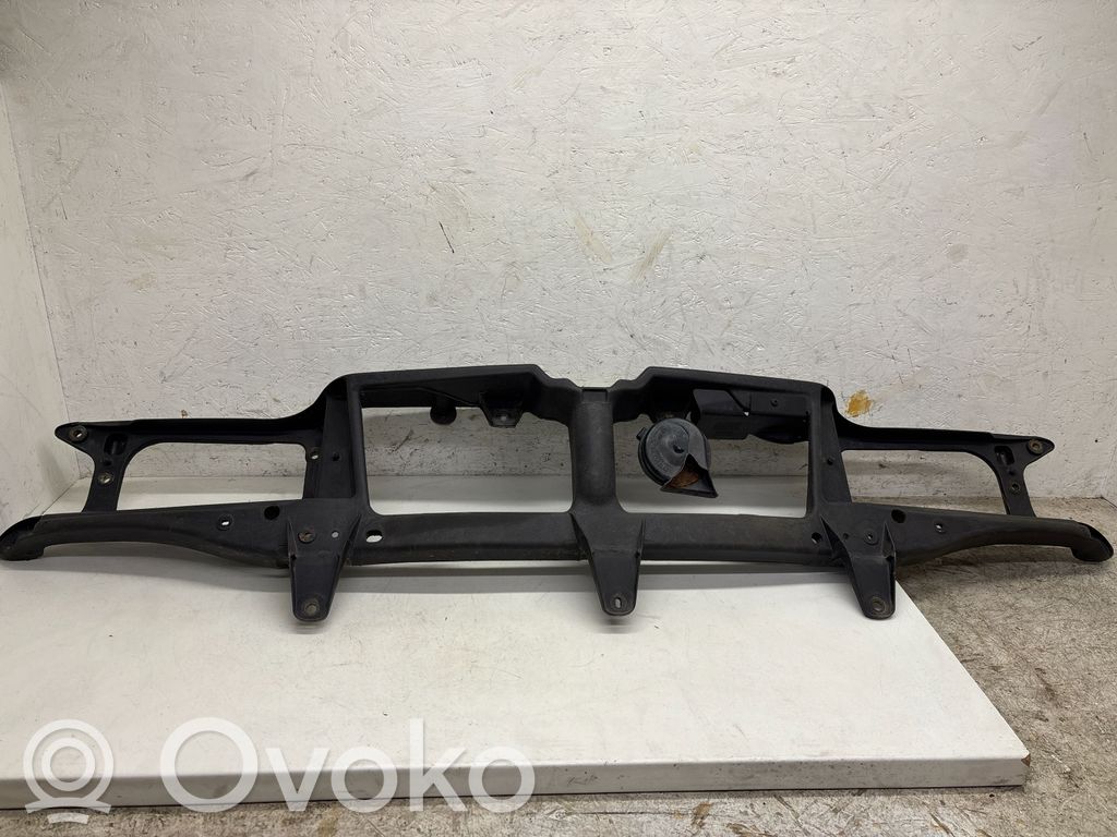 Volvo S70  V70  V70 XC Панель радиаторов 