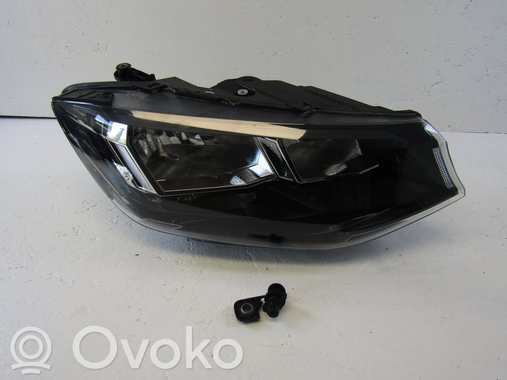 Volkswagen Caddy Headlight/headlamp 