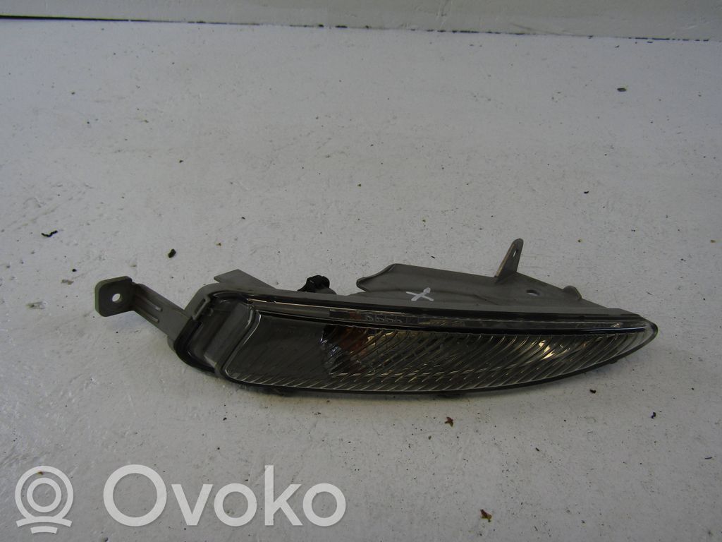 Opel Astra J Front indicator light 