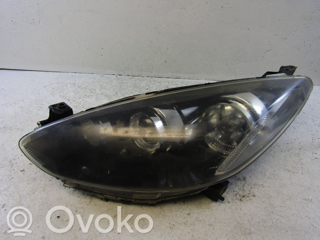 Mazda 2 Headlight/headlamp 