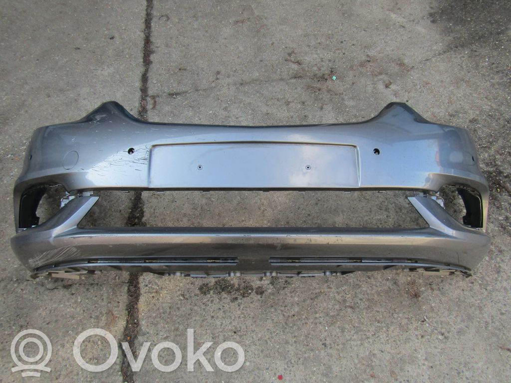 Opel Zafira C Parachoques delantero 