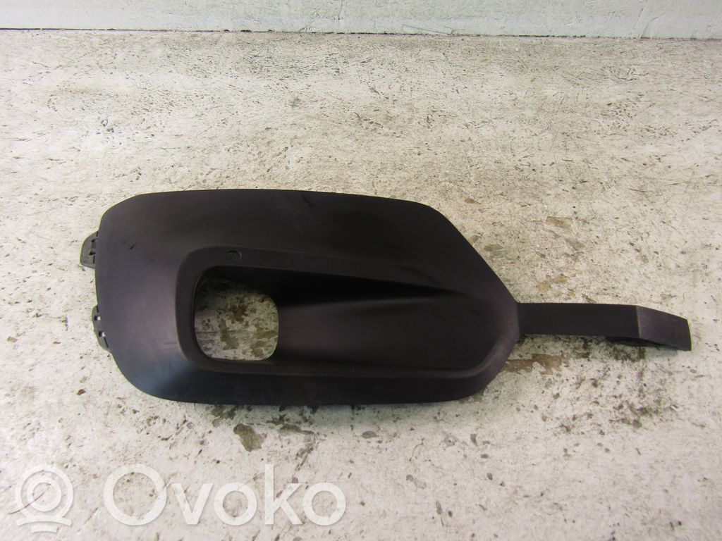 Opel Combo E Etusumuvalon ritilä 