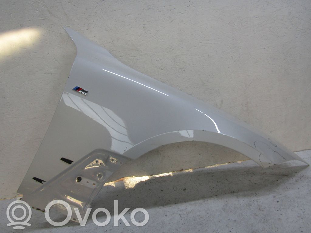 BMW 4 G22 G23 G24 G26 Sparnas 