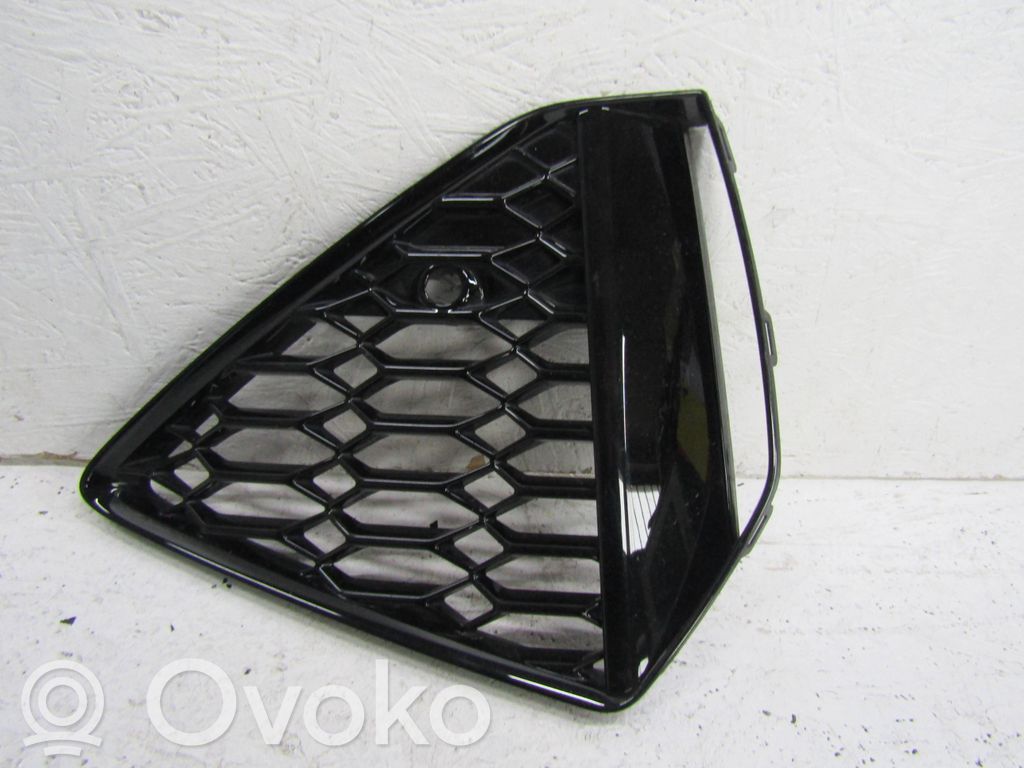 Audi RS6 C8 Front bumper lower grill 
