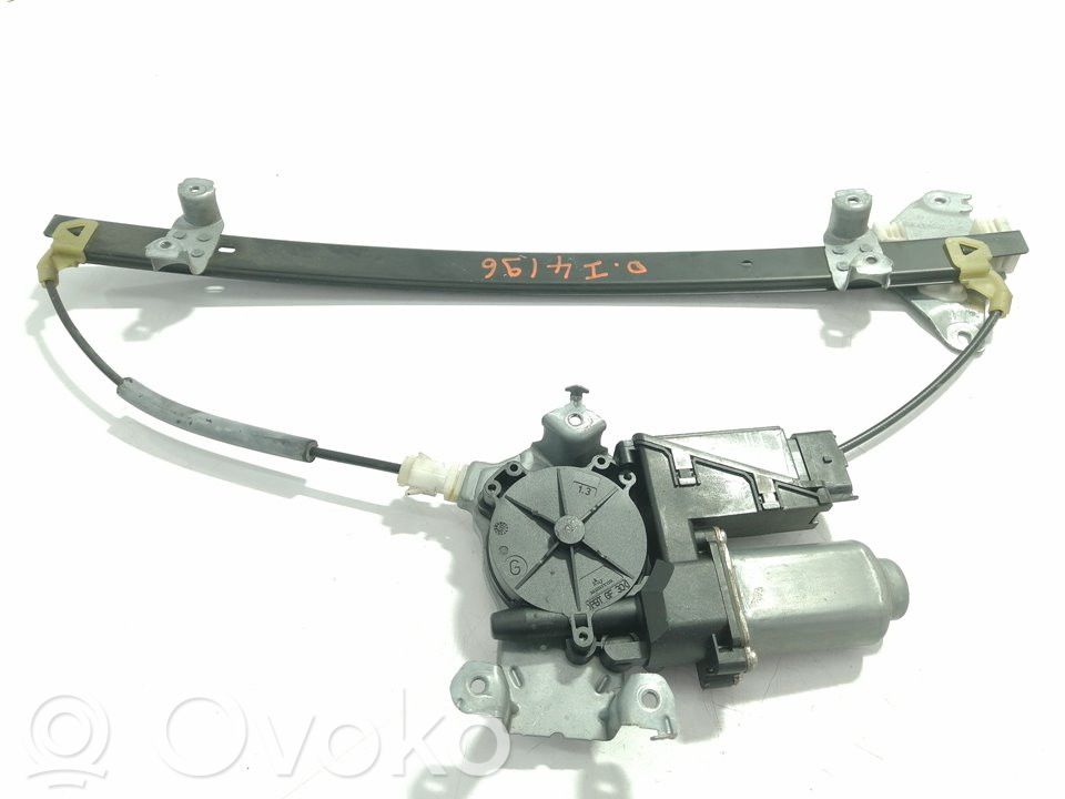 Nissan Pathfinder Motor del regulador de la ventanilla de la puerta delantera