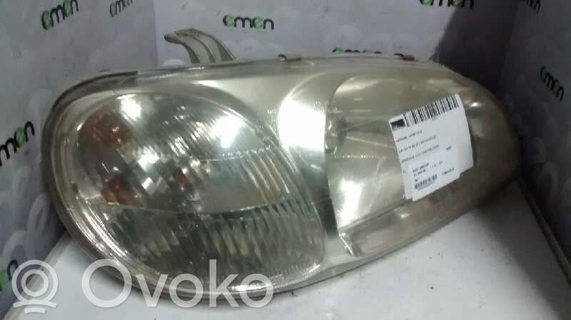 KIA Carnival Phare frontale 