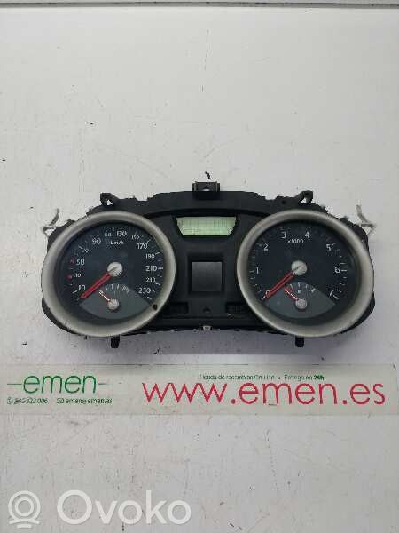 Renault Megane II Vitezometru (grup de instrumente) 