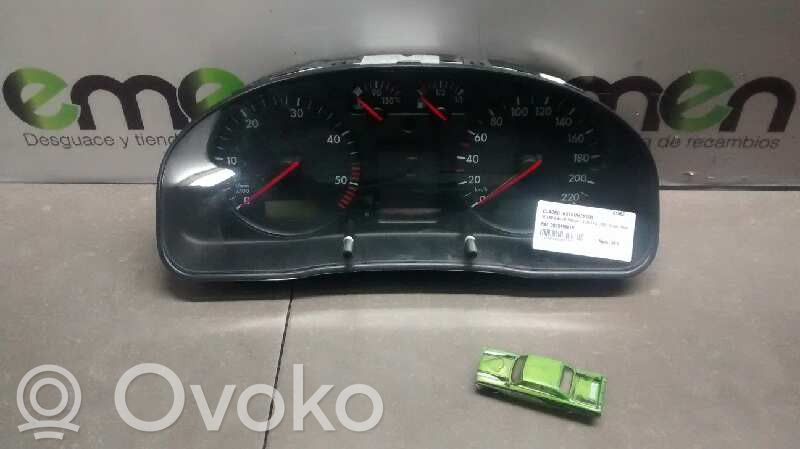 Volkswagen PASSAT Geschwindigkeitsmesser Cockpit 