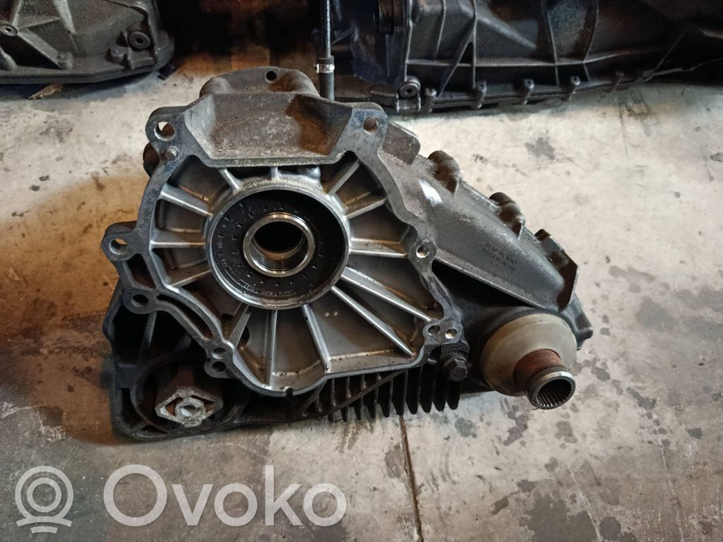 Gearbox transfer box case   7555295,55167282,27107535869,27107535869