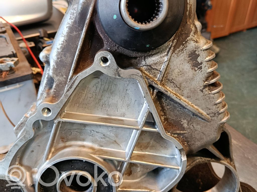BMW X5 E70 Gearbox transfer box case 